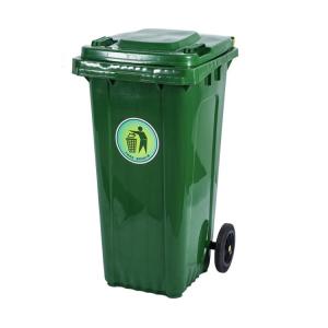 军绿色垃圾桶